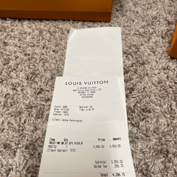 Never used… with box and canvas bag and all tags - Picture 3 of 12